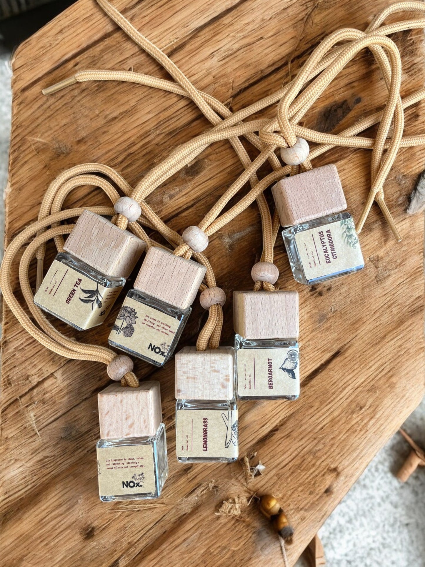 Tinh dầu treo khử mùi - Lọ treo thơm 10ml